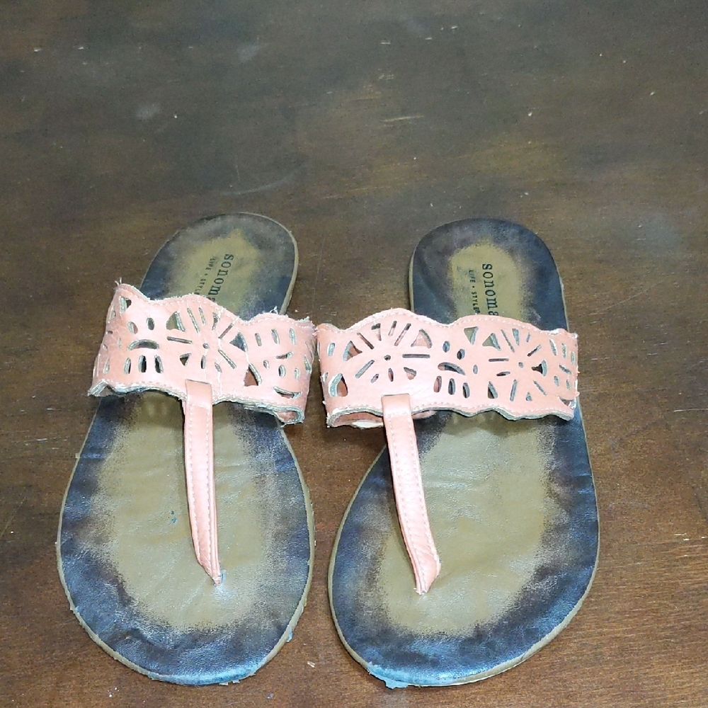 Sonoma Pink Sandals with Intricate Strap Design